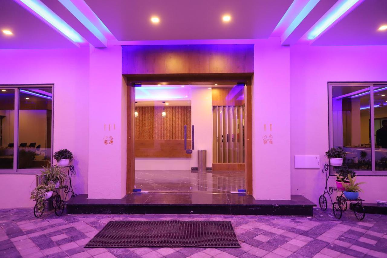 Hotel The Orange Flag, Phulambri Ganori Exterior foto