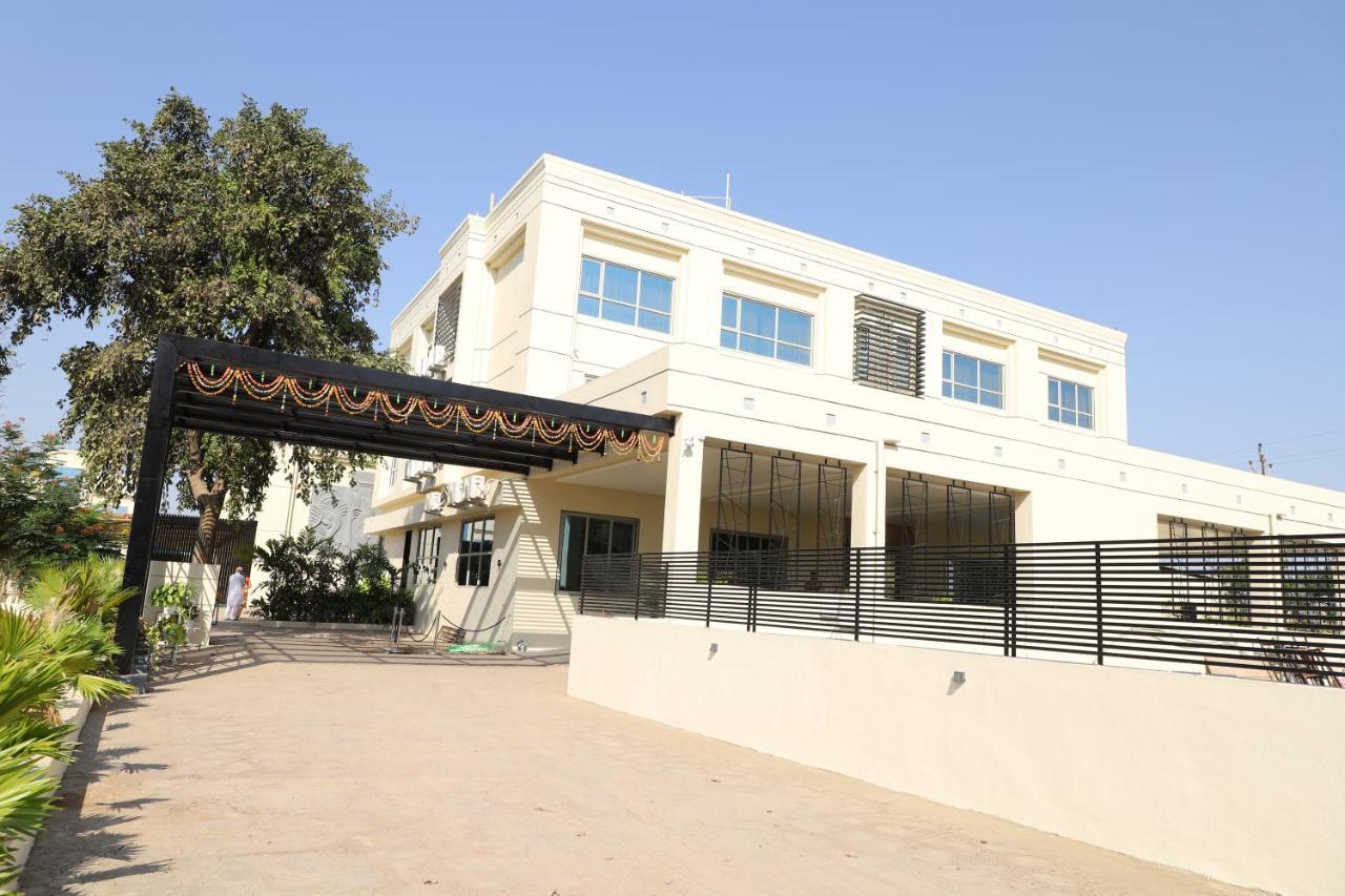 Hotel The Orange Flag, Phulambri Ganori Exterior foto