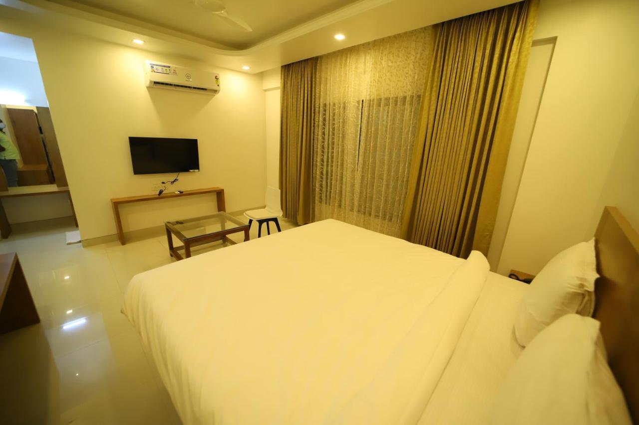 Hotel The Orange Flag, Phulambri Ganori Exterior foto