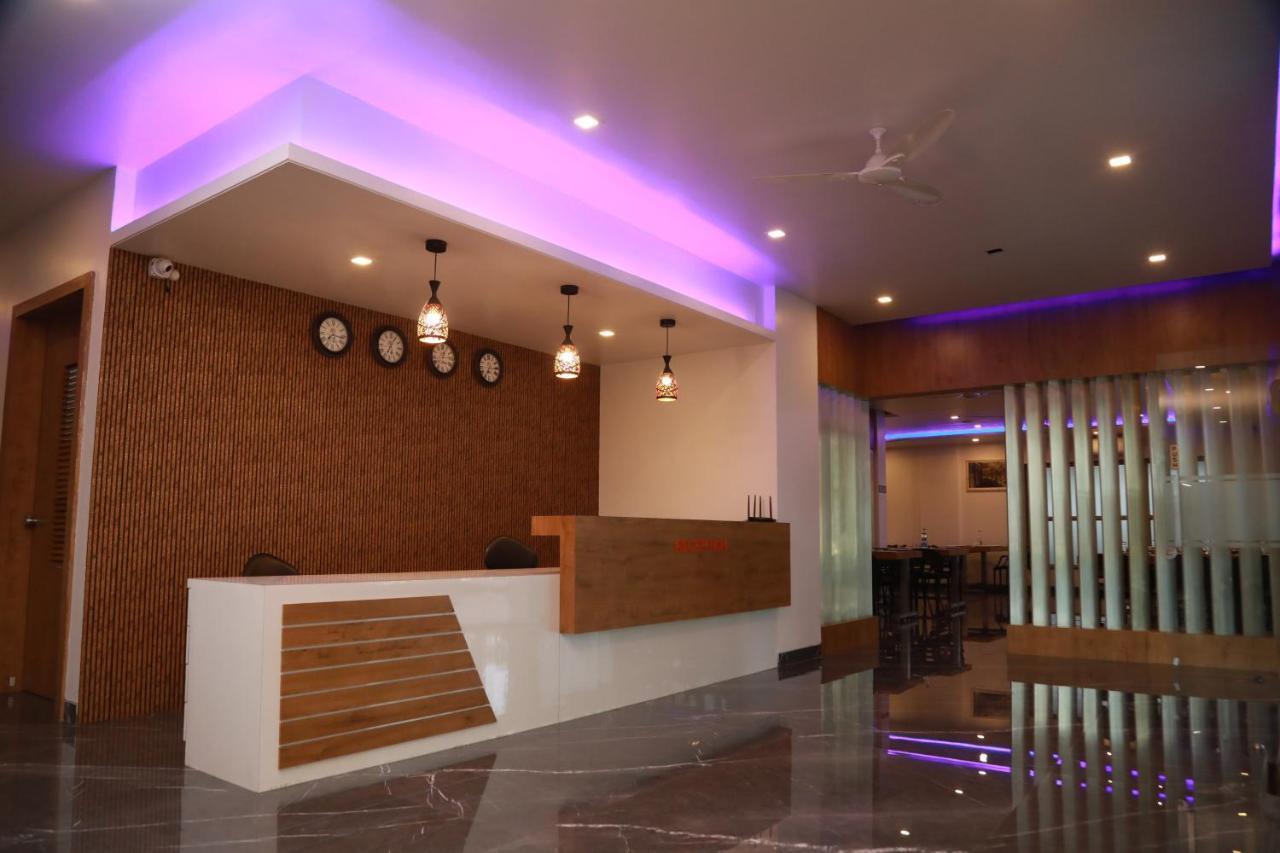Hotel The Orange Flag, Phulambri Ganori Exterior foto